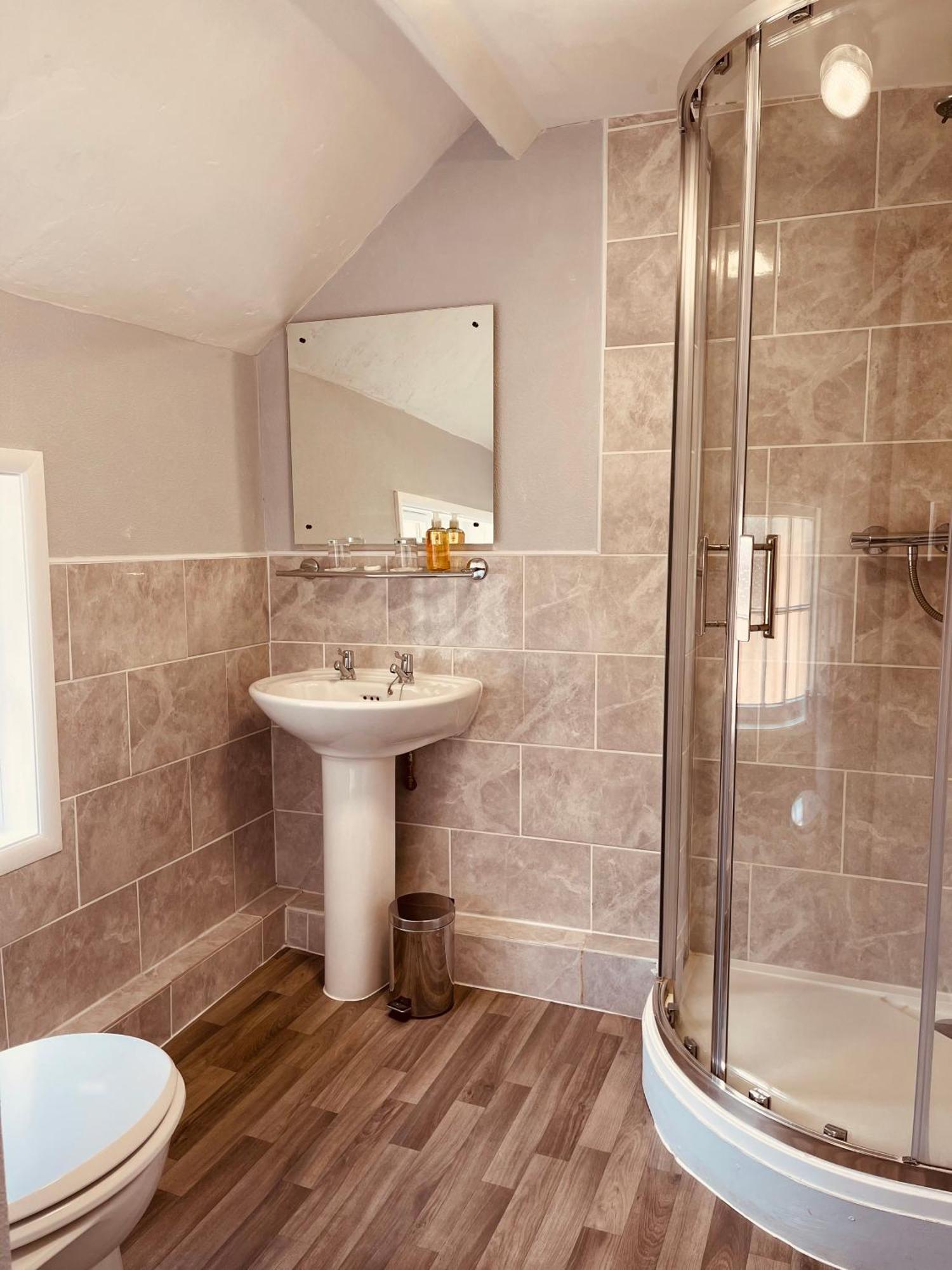 Cain Valley Hotel Llanfyllin Quarto foto